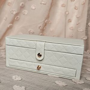 Pandora gray jewelry box quilted finish mirror flat drawer ring rack READ